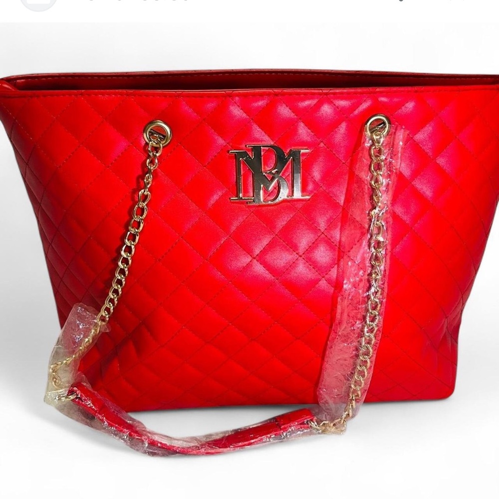 Badgley Mischka Large Red Quilted Shoulder Bag with Gold Chain ❤️ - Picture 2 of 16